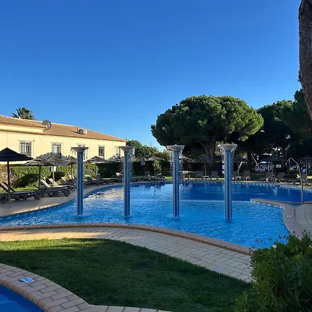 Moradia B - 200m Da Da Oura - Leste Αλμπουφέιρα