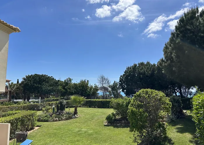 Moradia B - 200m Da Da Oura - Leste 別荘 アルブフェイラ