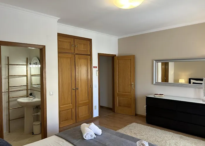 Moradia B - 200m Da Da Oura - Leste アルブフェイラ