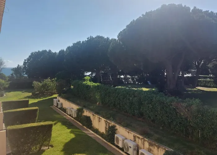 Moradia B - 200m Da Da Oura - Leste