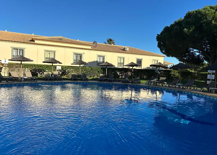 Moradia B - 200m Da Da Oura - Leste 別荘 アルブフェイラ