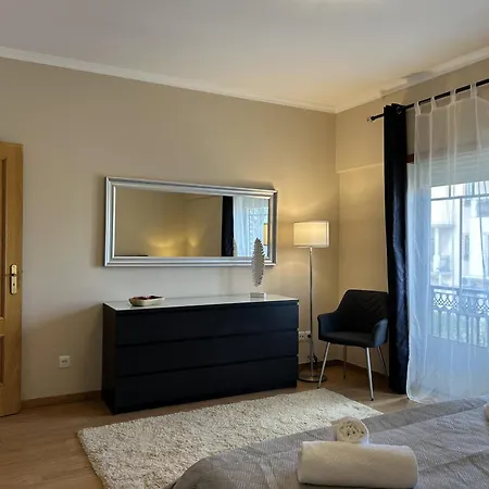 Moradia B - 200M Da Praia Da Oura - Leste